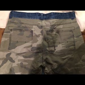 Rue21 camouflage shorts